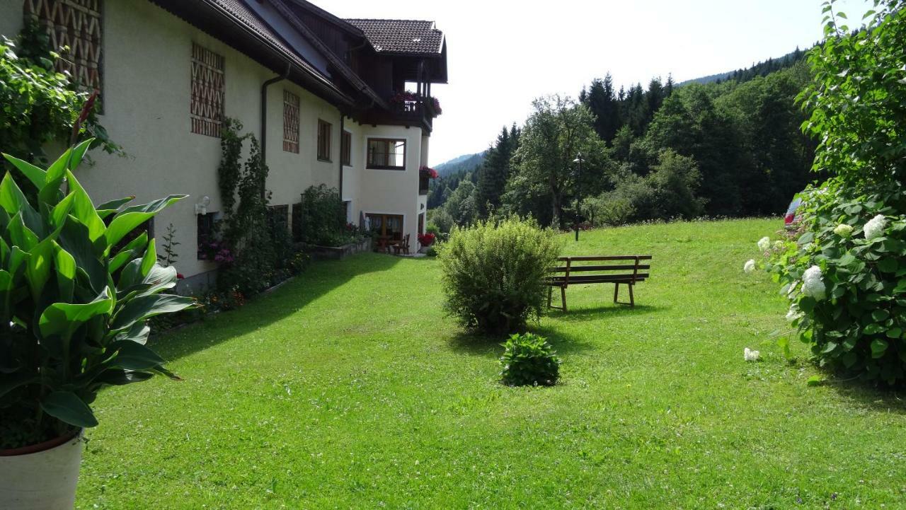 Ferienhaus Enzi ไวสซ์บริอาค ภายนอก รูปภาพ