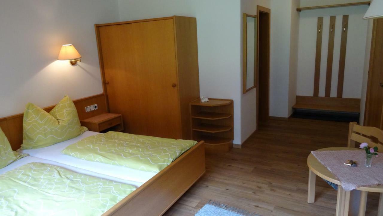 Ferienhaus Enzi ไวสซ์บริอาค ภายนอก รูปภาพ
