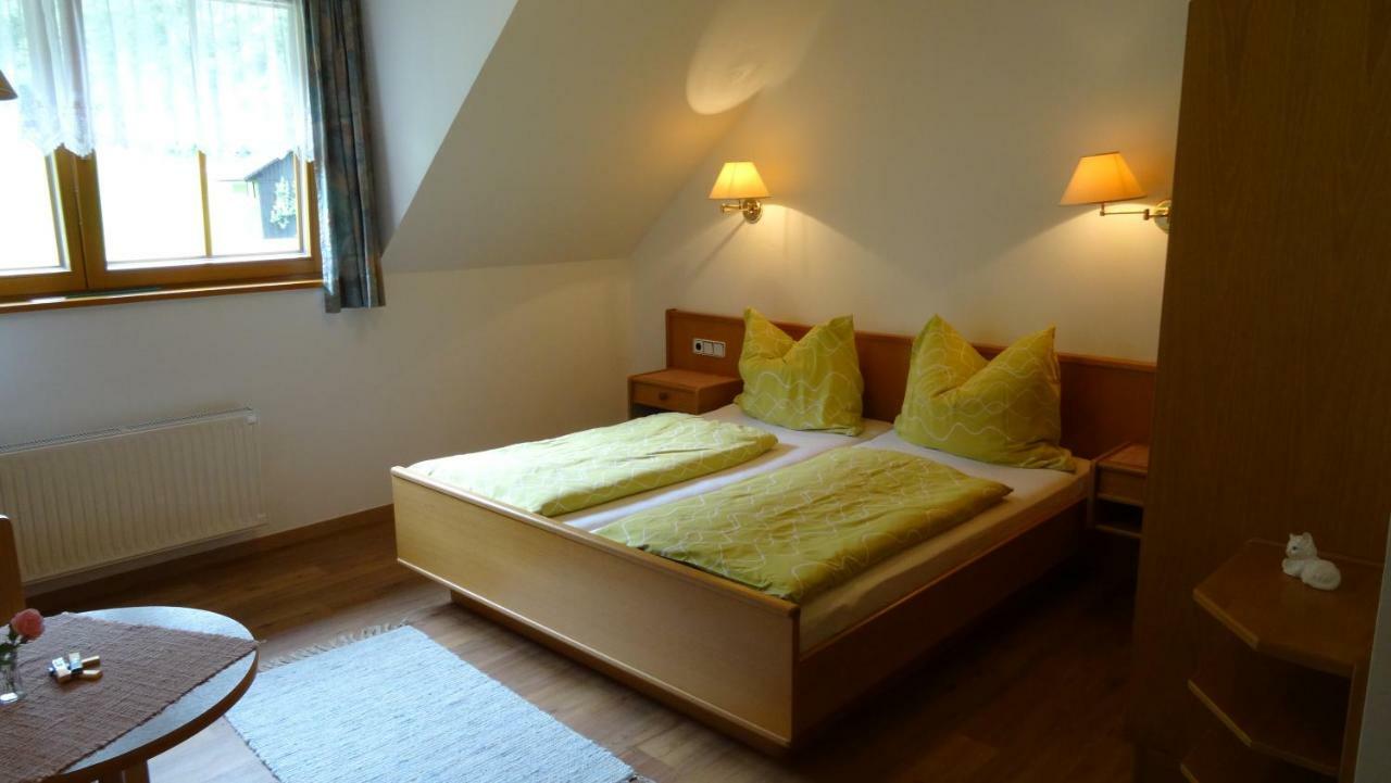 Ferienhaus Enzi ไวสซ์บริอาค ภายนอก รูปภาพ